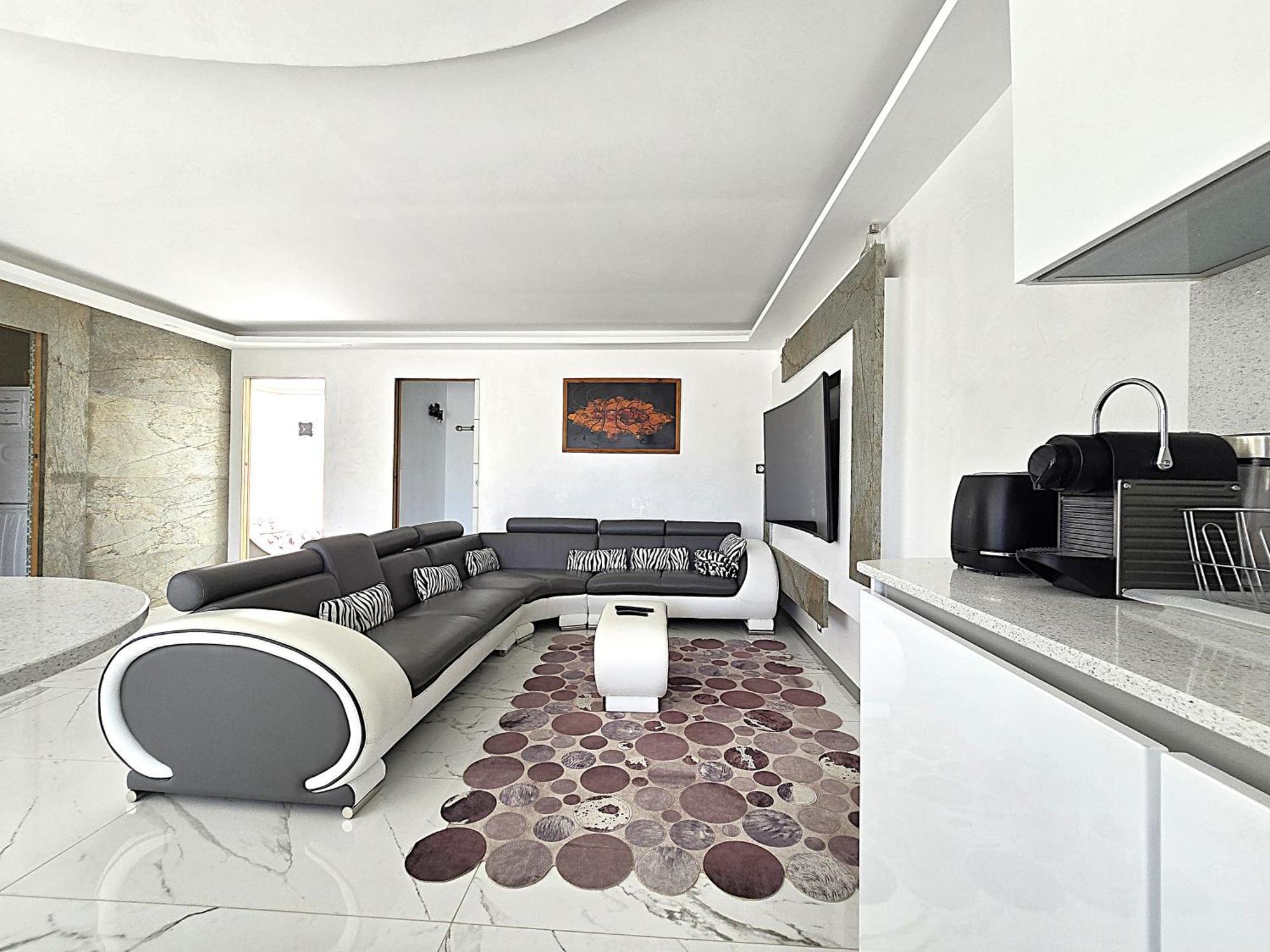 Villa Sapiac: Modern Italian-Inspired Retreat with Private Pool Montauban Exterior photo