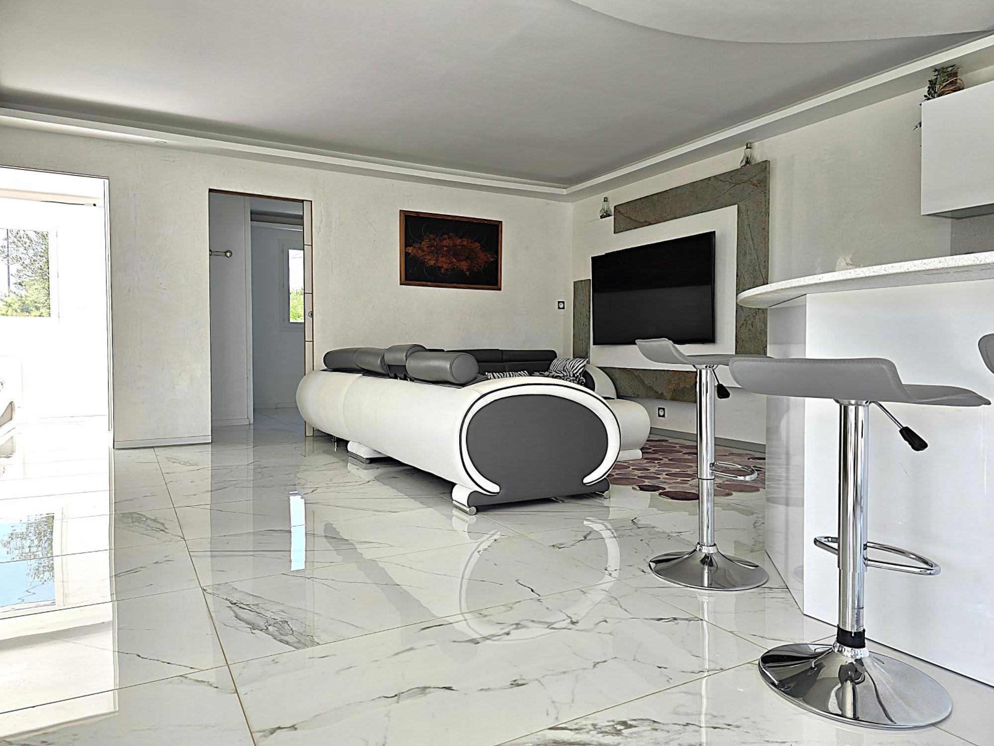 Villa Sapiac: Modern Italian-Inspired Retreat with Private Pool Montauban Exterior photo
